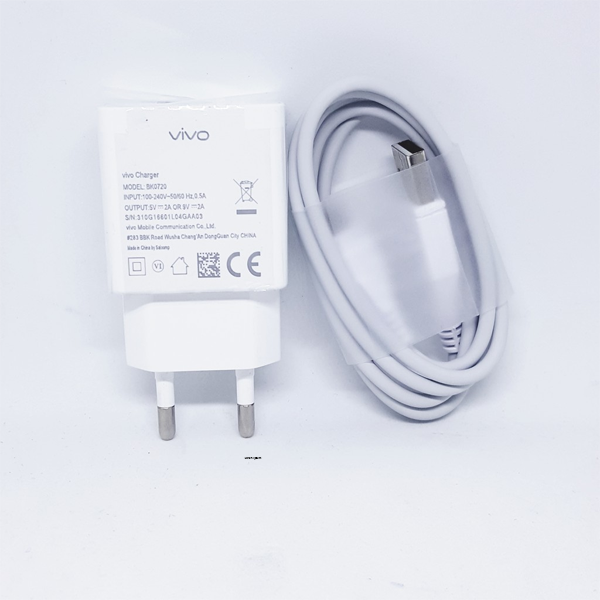 Vivo 18 watt travel charger qualcomm Charge 3.0 with Micro USB Cable -white